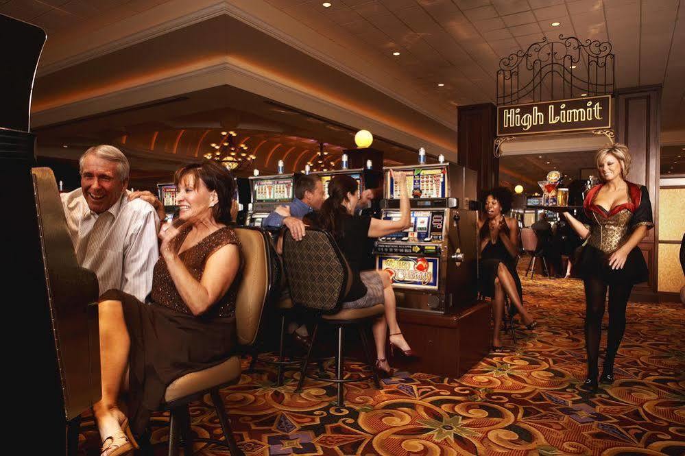 Casino Queen Hotel 圣路易斯 外观 照片